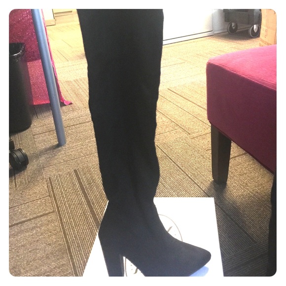 Steve Madden - Picture 1 of 3